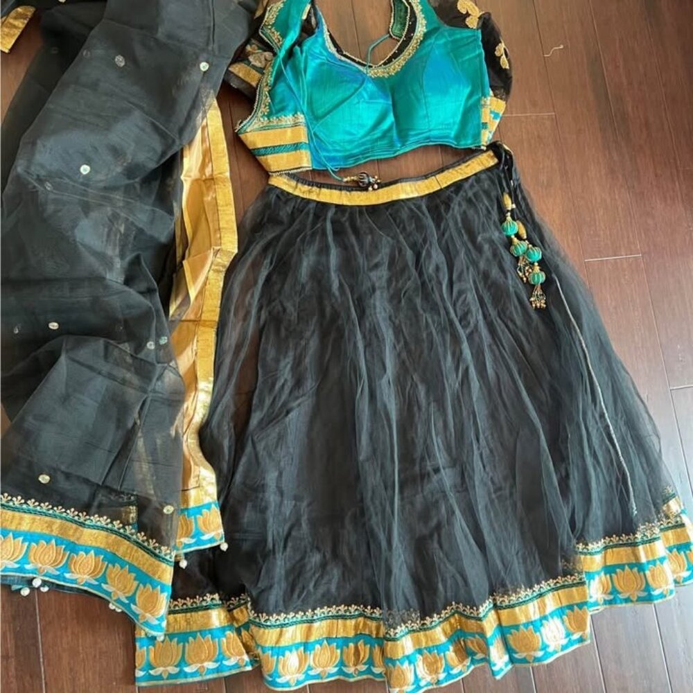 Black Choli